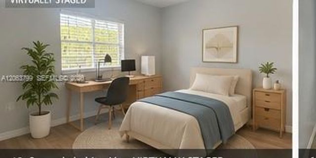 7830 NW 6th St 204, Pembroke Pines, FL 33024