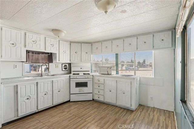 17333 Valley 15E, Fontana, CA 92335