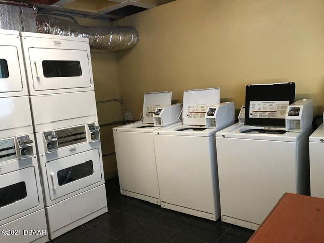 732 N Halifax Ave Apt 405, Daytona Beach, FL 32118