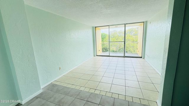 732 N Halifax Ave Apt 405, Daytona Beach, FL 32118