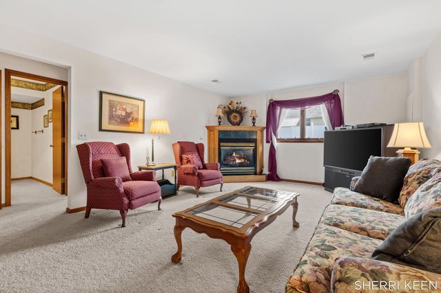 4010 Grandview Terrace SW 66, Grandville, MI 49418