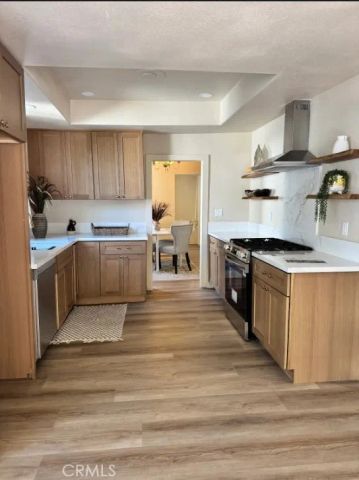 520 E 8th, Corona, CA 92879