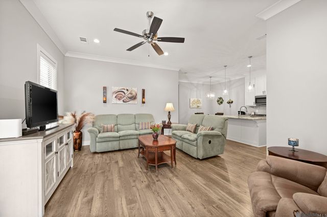 15537 Fields Creek Ave, Baton Rouge, LA 70816