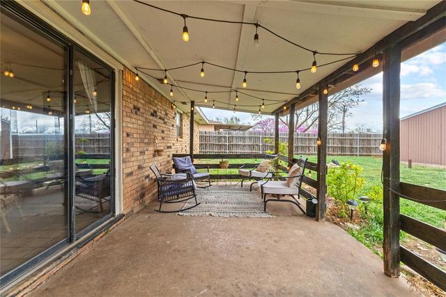 1316 D Street, Arapaho, OK 73620