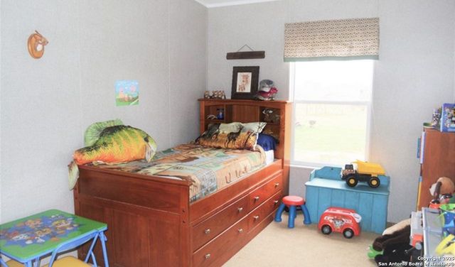 5570 Blackhill, Floresville, TX 78114