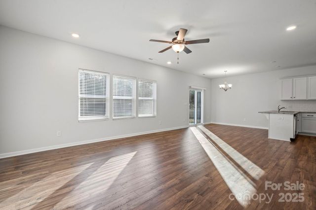 113 Dyssa Loop, Statesville, NC 28625