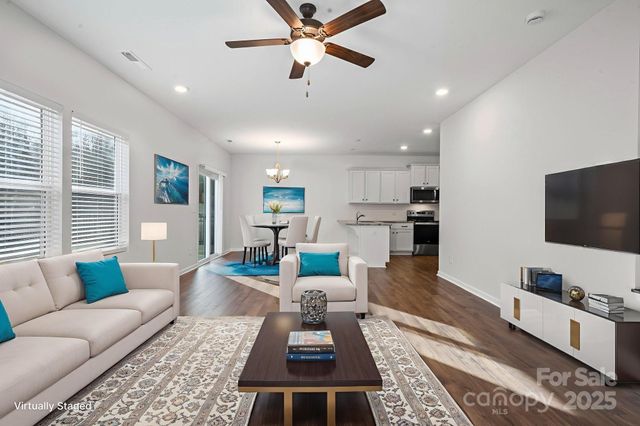 113 Dyssa Loop, Statesville, NC 28625