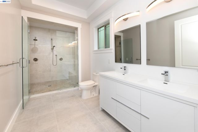 1516 Pleasant Hill Rd, Lafayette, CA 94549