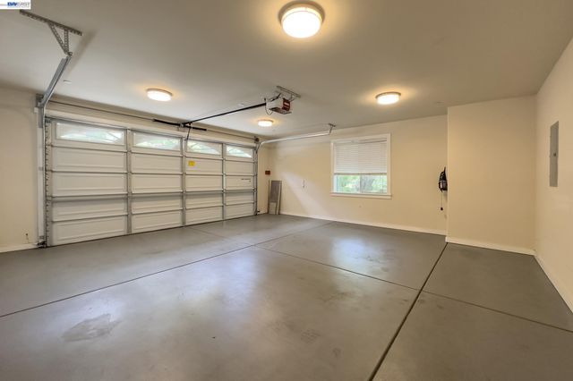 1516 Pleasant Hill Rd, Lafayette, CA 94549