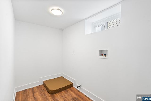 11 Dunkerly Street, Totowa, NJ 07512