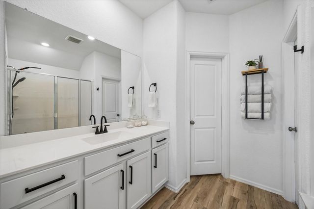 7511 Greenbriar Canyon Lane, Katy, TX 77493