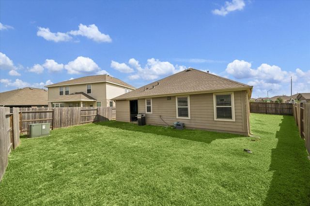 7511 Greenbriar Canyon Lane, Katy, TX 77493
