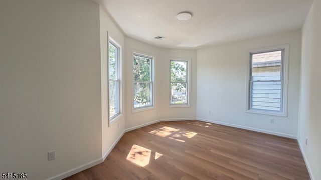 348 woodside, Newark City, NJ 07104