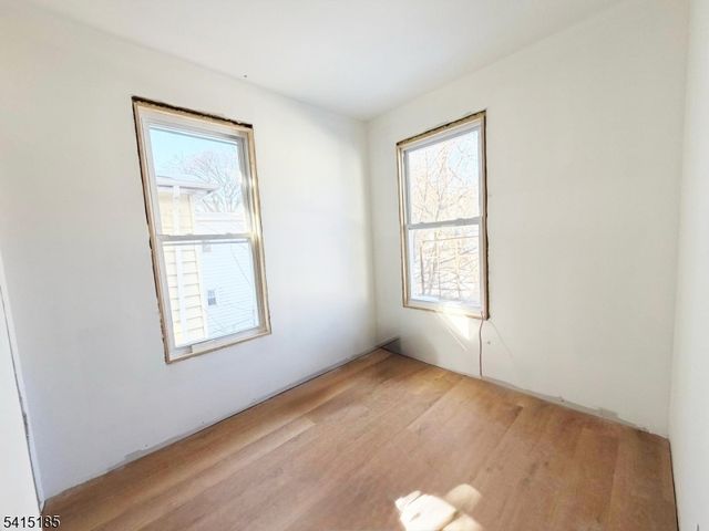 348 woodside, Newark City, NJ 07104