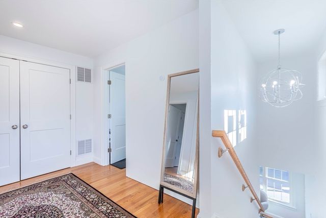 26 Shirley St B, Winthrop, MA 02152