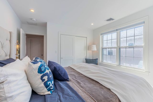 26 Shirley St B, Winthrop, MA 02152