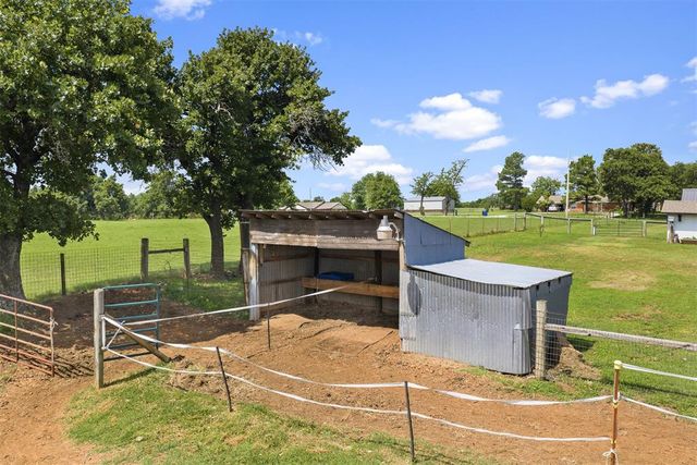 27766 Hershal Smith Road, Blanchard, OK 73010