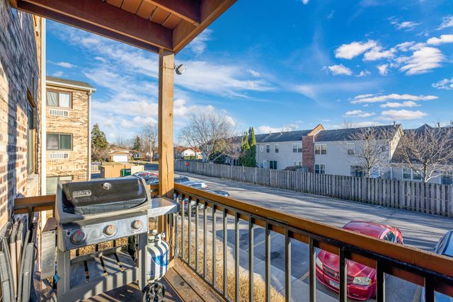 2215 Nichols Road 21C, Arlington Heights, IL 60004