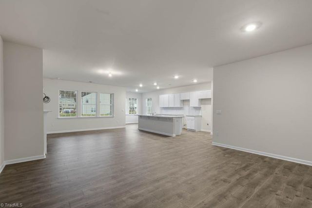 1584 Aberdeen Drive, Mebane, NC 27302