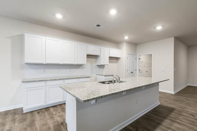 1584 Aberdeen Drive, Mebane, NC 27302