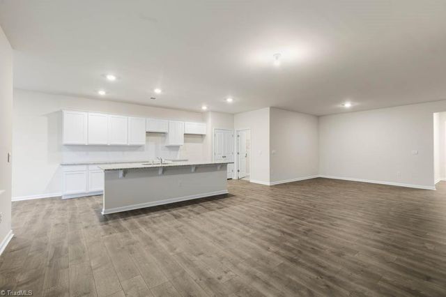 1584 Aberdeen Drive, Mebane, NC 27302