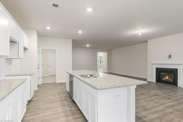 1584 Aberdeen Drive, Mebane, NC 27302