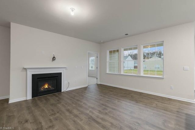 1584 Aberdeen Drive, Mebane, NC 27302