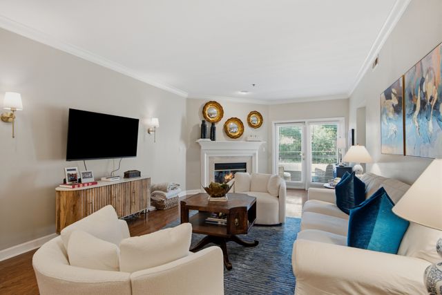 3818 West End Ave Apt 209, Nashville, TN 37205