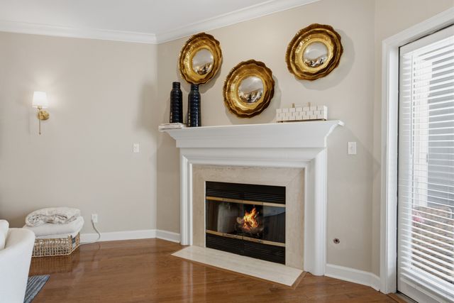 3818 West End Ave Apt 209, Nashville, TN 37205