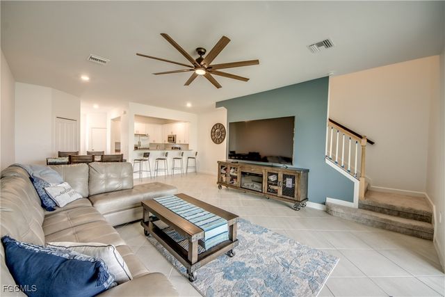 14274 Pine Lodge LN, Fort Myers, FL 33913