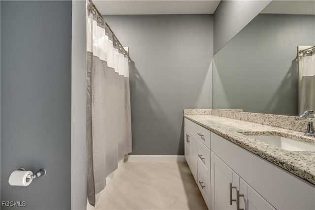 14274 Pine Lodge LN, Fort Myers, FL 33913