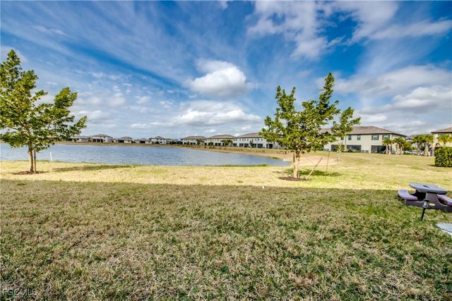 14274 Pine Lodge LN, Fort Myers, FL 33913