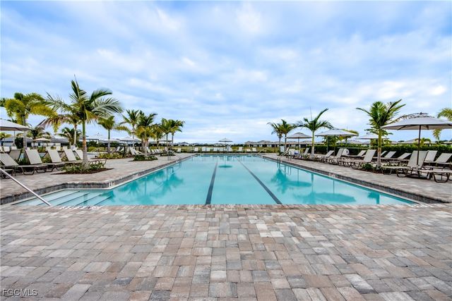 14274 Pine Lodge LN, Fort Myers, FL 33913