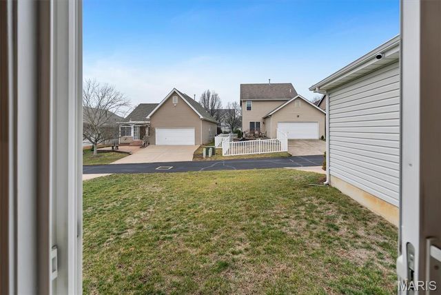 321 Hawks View Drive, O'fallon, MO 63368
