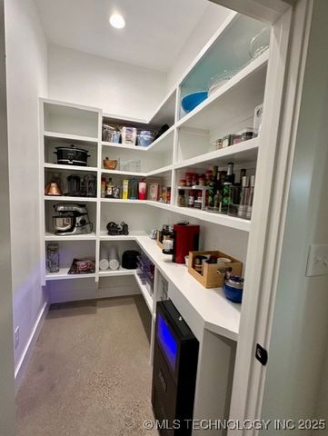 913 Prairie View Road S, Ardmore, OK 73401