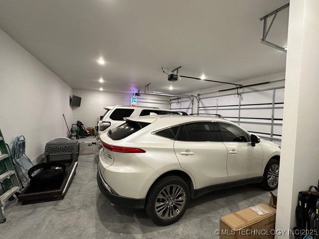 913 Prairie View Road S, Ardmore, OK 73401