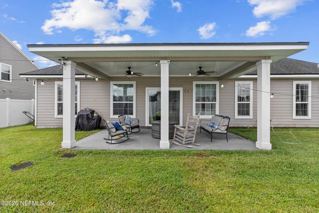 737 CONSTITUTION Place, Macclenny, FL 32063