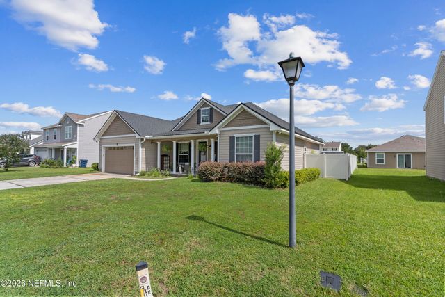 737 CONSTITUTION Place, Macclenny, FL 32063