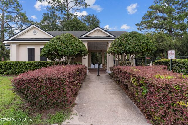 737 CONSTITUTION Place, Macclenny, FL 32063