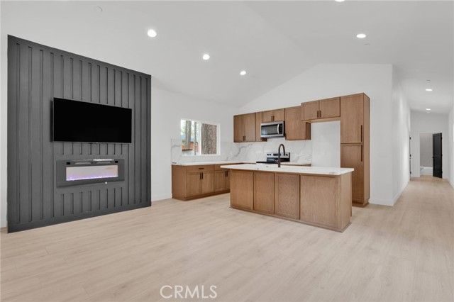 40166 Esterly, Big Bear Lake, CA 92315