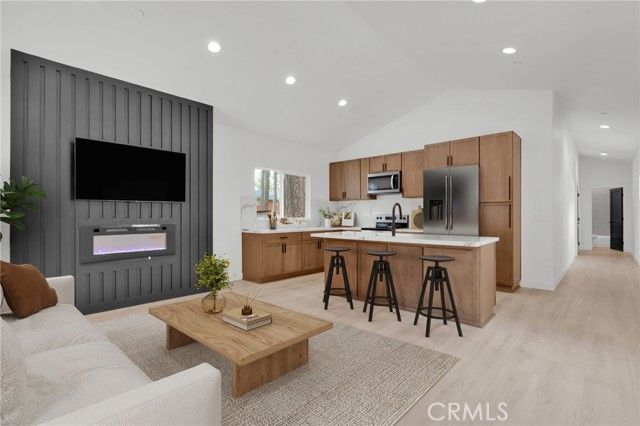 40166 Esterly, Big Bear Lake, CA 92315