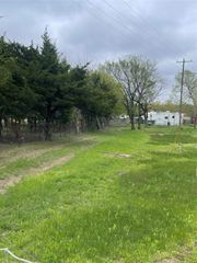 2841 E State Highway 56, Dodd City, TX 75438