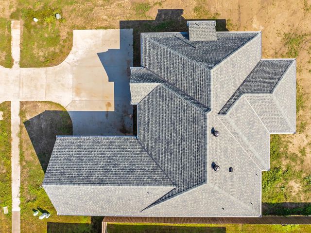 204 Newsom Dr, Houma, LA 70360