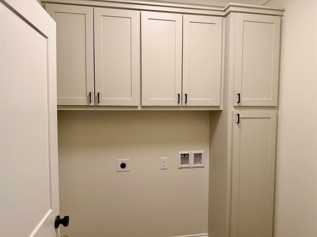 204 Newsom Dr, Houma, LA 70360