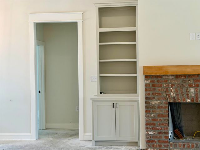 204 Newsom Dr, Houma, LA 70360