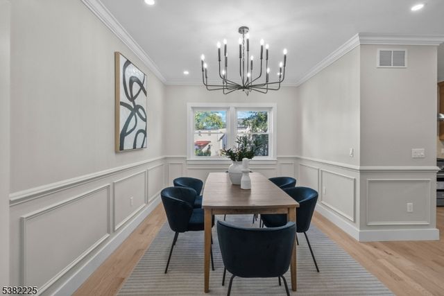 52 Skylark Pl, Clark Twp., NJ 07066