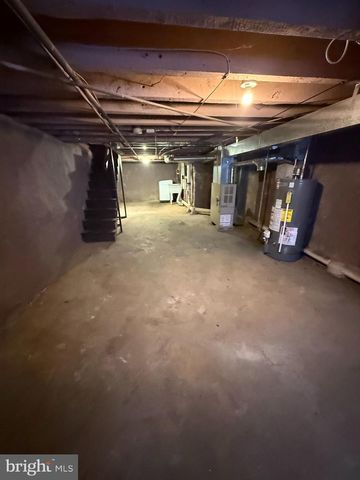 218 E DORSET ST, Philadelphia, PA 19119