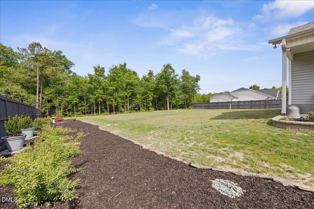 92 Apple Grove Lane, Four Oaks, NC 27524