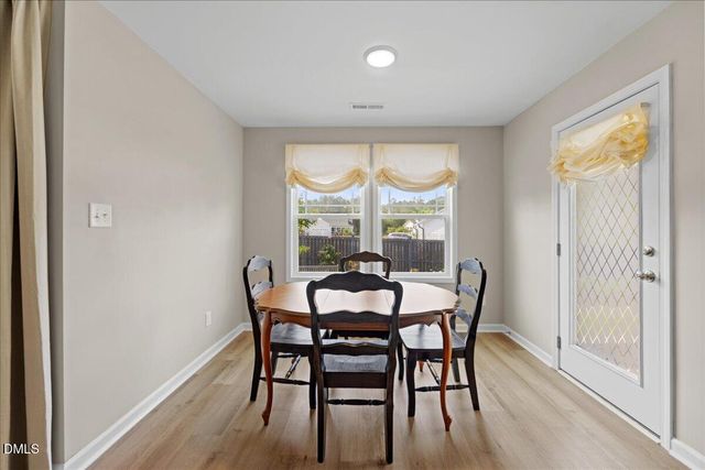 92 Apple Grove Lane, Four Oaks, NC 27524
