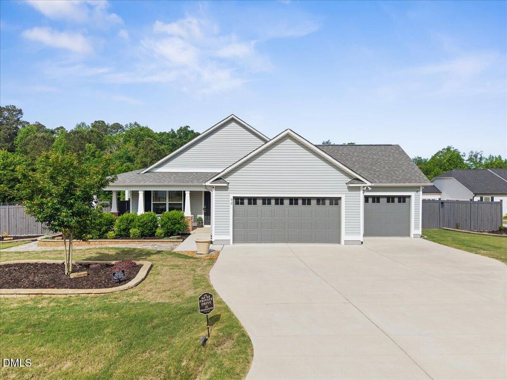 92 Apple Grove Lane, Four Oaks, NC 27524